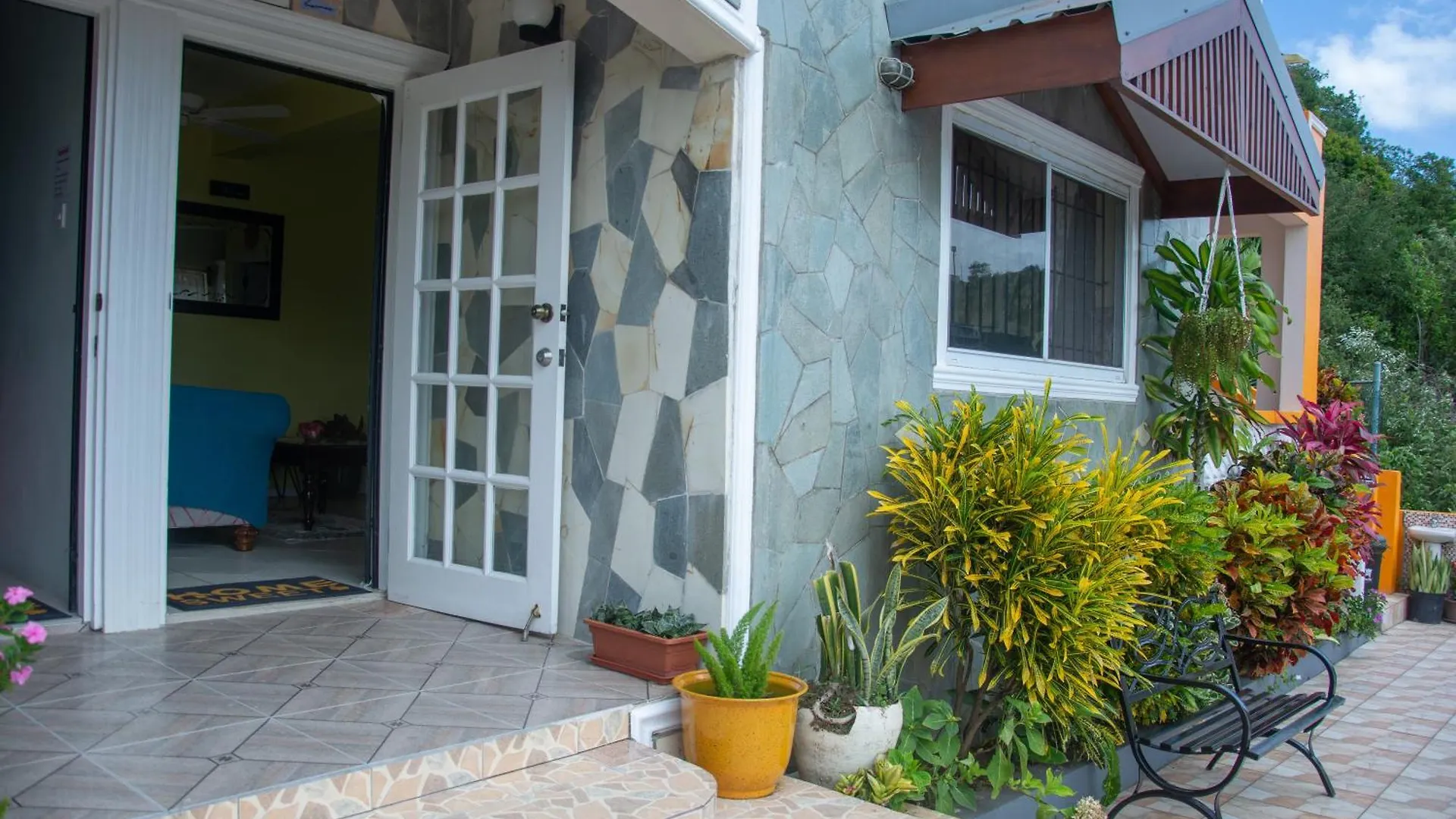 Mountain View Apartments Gros Islet